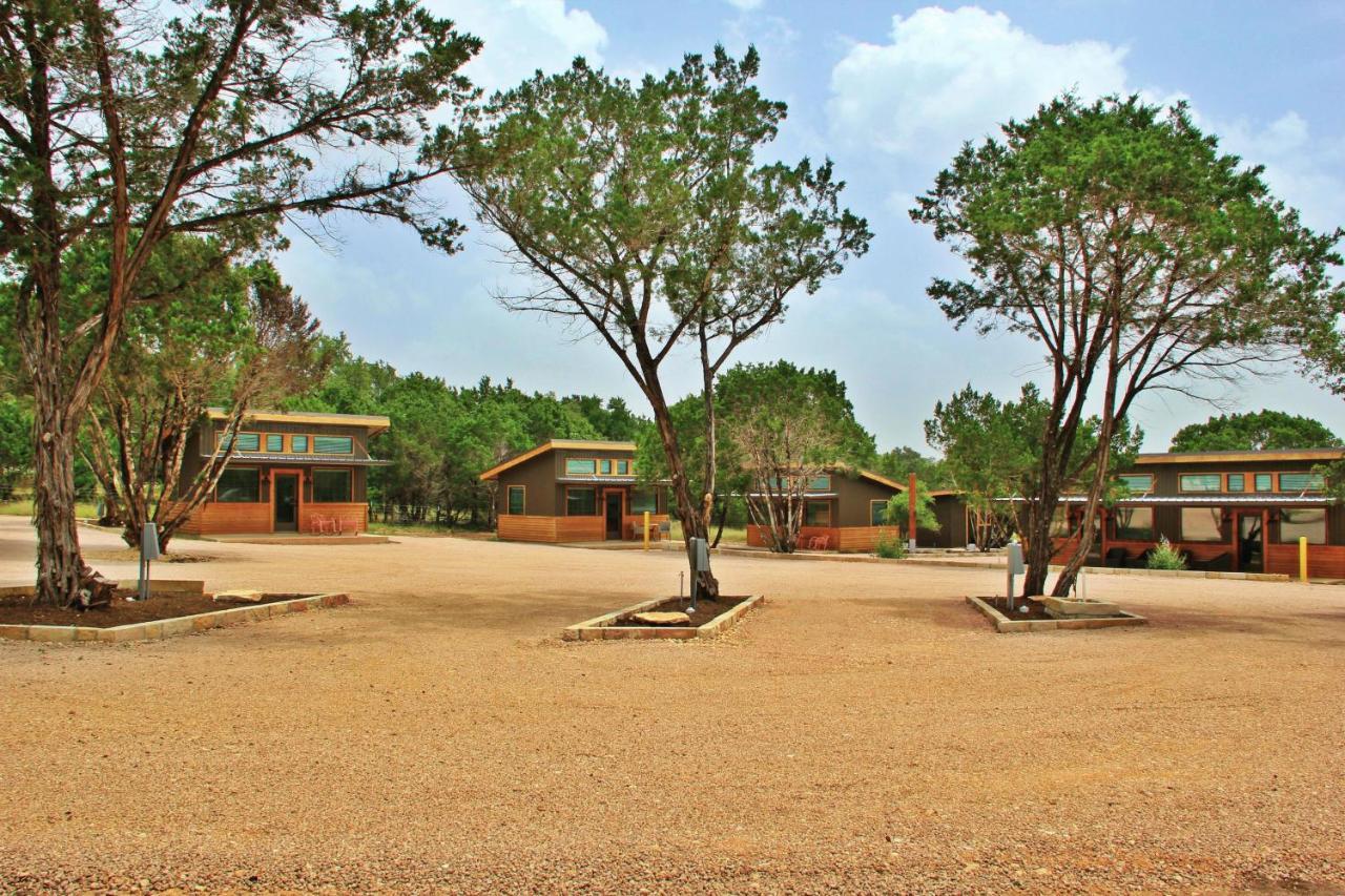 Green Acres Cottages - Fredericksburg Suite วิมเบอร์ลีย์ ภายนอก รูปภาพ