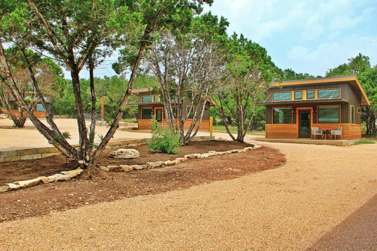 Green Acres Cottages - Fredericksburg Suite วิมเบอร์ลีย์ ภายนอก รูปภาพ